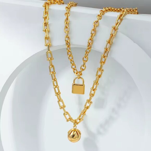 U-Shaped Chain Ball Buckle Necklace Collarbone Chain Necklace Multi-Layer - Picture 5 of 6